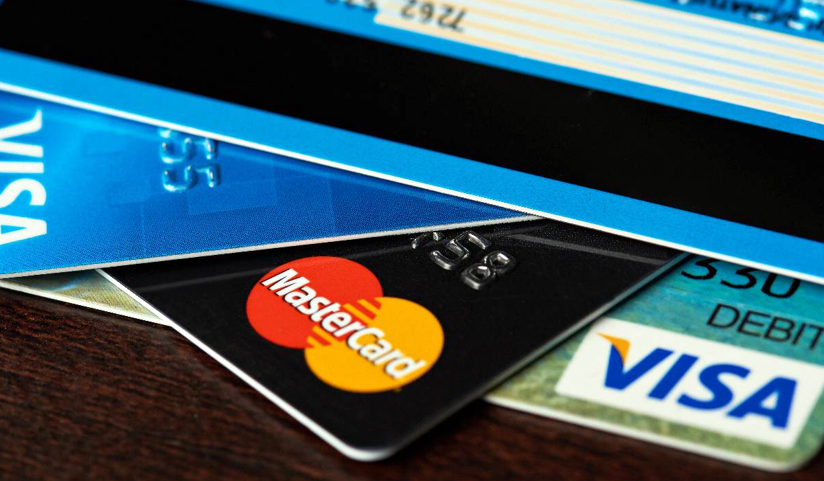 Activer une carte Visa en ligne ou par téléphone
